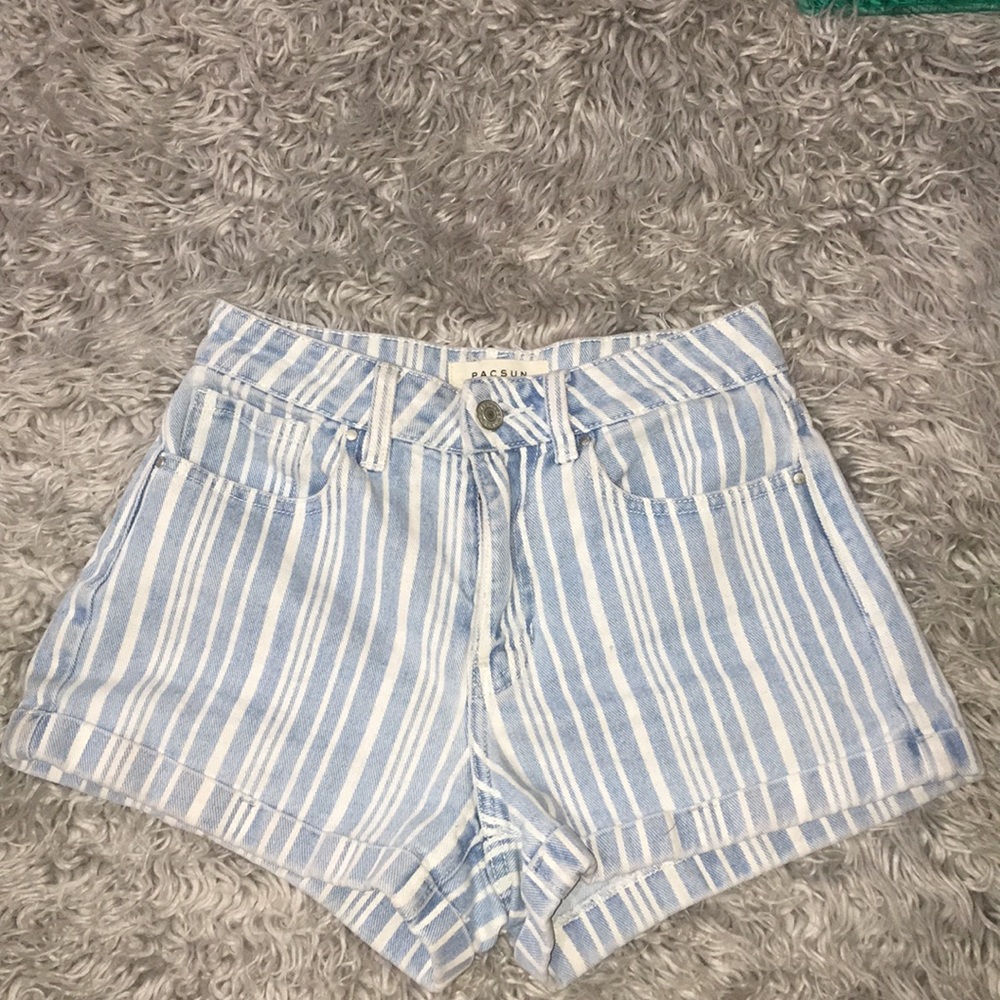 Pacsun Mom Short